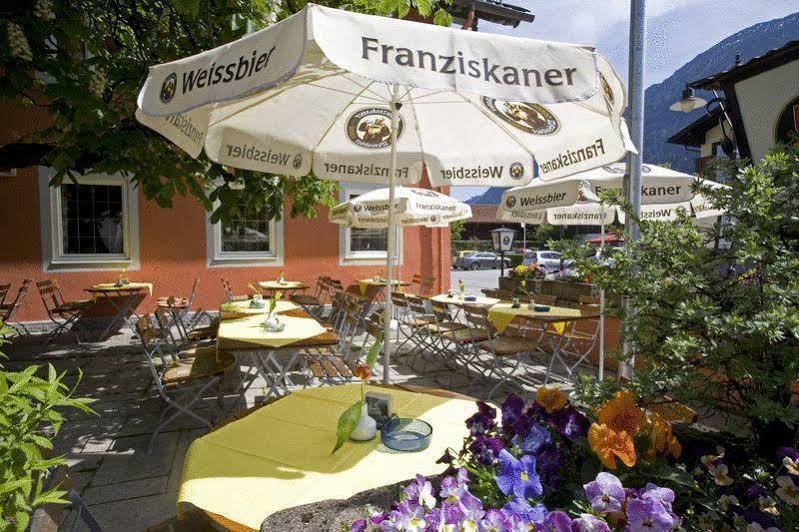 Landgasthof Kirchmayer Farchant Exterior foto
