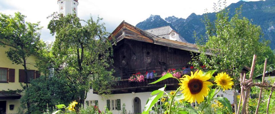 Landgasthof Kirchmayer Farchant Exterior foto