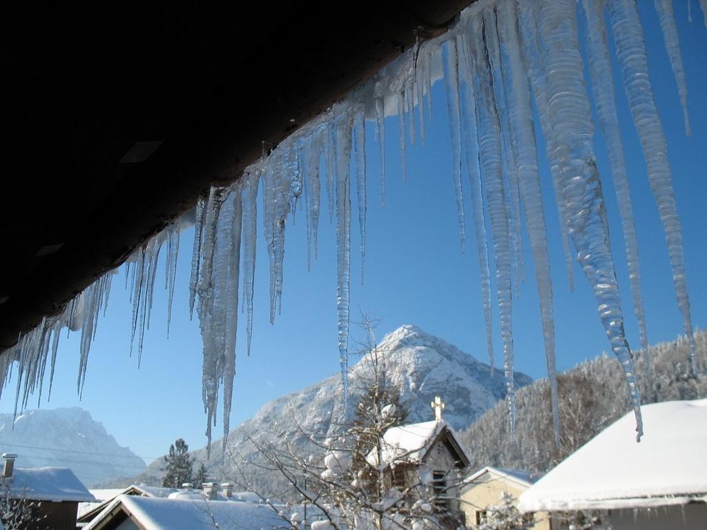 Landgasthof Kirchmayer Farchant Exterior foto